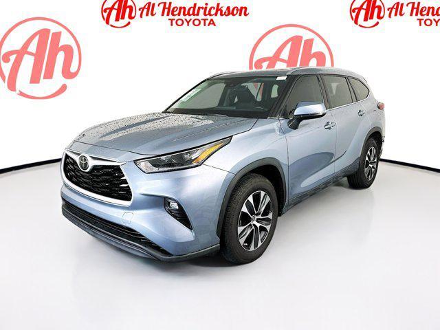 used 2021 Toyota Highlander car, priced at $29,477