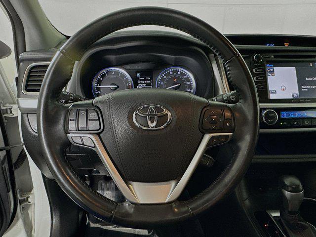 used 2019 Toyota Highlander car, priced at $27,977