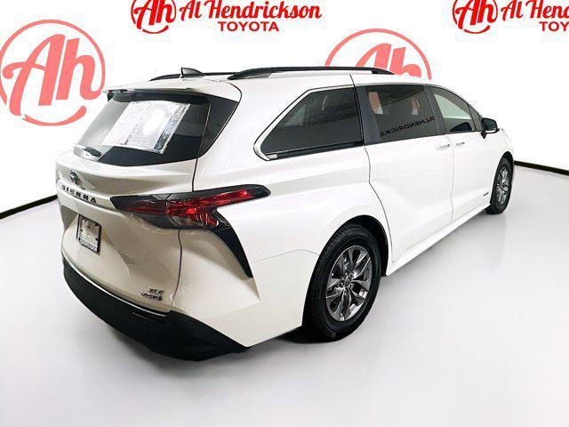 used 2021 Toyota Sienna car, priced at $35,967