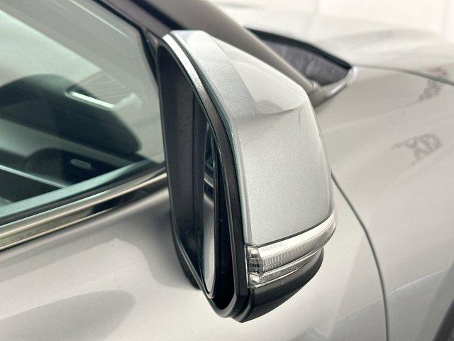 used 2024 Toyota Highlander car, priced at $29,977