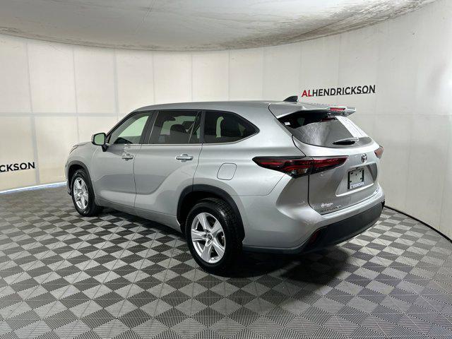 used 2024 Toyota Highlander car, priced at $29,977