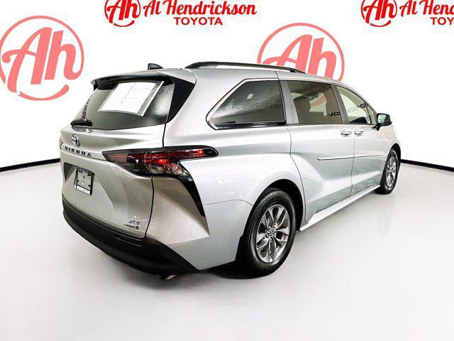 used 2024 Toyota Sienna car, priced at $40,977