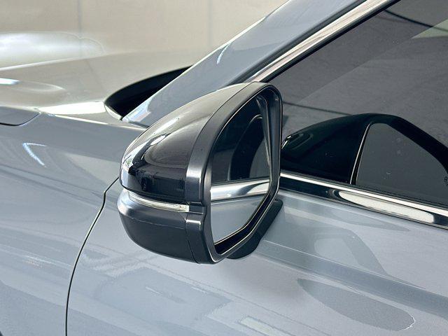 used 2024 Honda CR-V Hybrid car, priced at $30,677