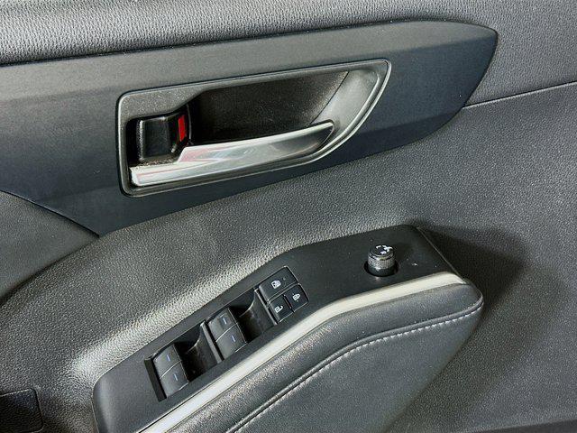 used 2022 Toyota Highlander car, priced at $29,977