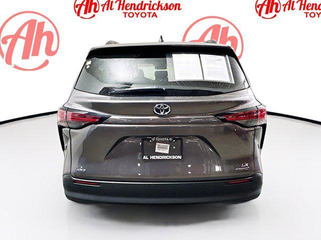 used 2021 Toyota Sienna car, priced at $29,977