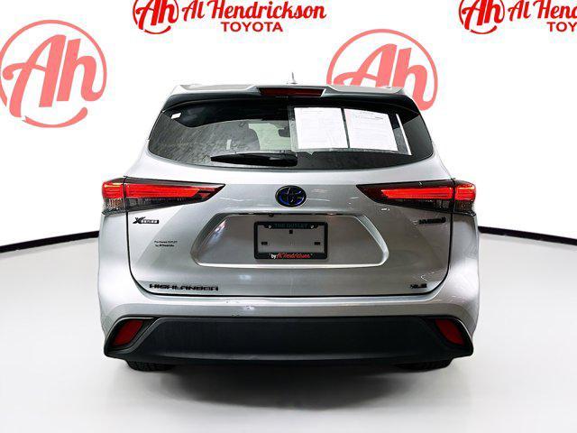 used 2022 Toyota Highlander Hybrid car, priced at $35,977