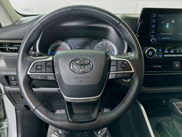 used 2022 Toyota Highlander Hybrid car, priced at $35,977