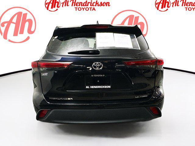 used 2023 Toyota Highlander car, priced at $30,886