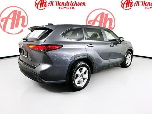 used 2023 Toyota Highlander car, priced at $30,477