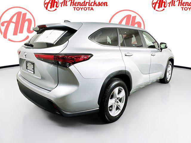used 2023 Toyota Highlander car, priced at $28,999
