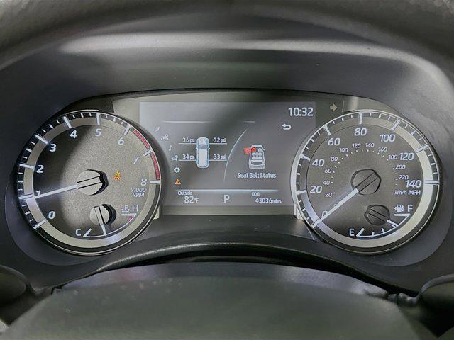 used 2023 Toyota Highlander car, priced at $28,999