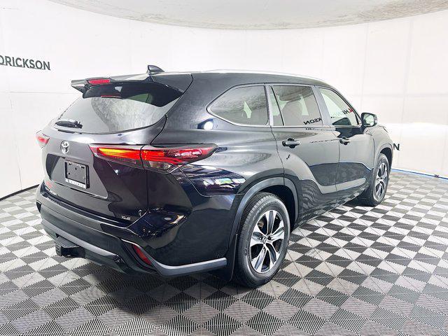 used 2024 Toyota Highlander car, priced at $36,477