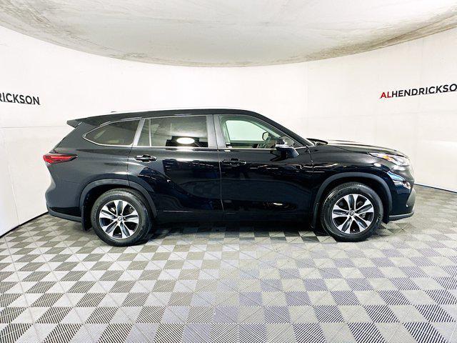 used 2024 Toyota Highlander car, priced at $36,477