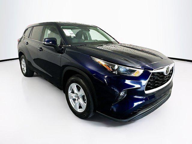 used 2023 Toyota Highlander car, priced at $31,977