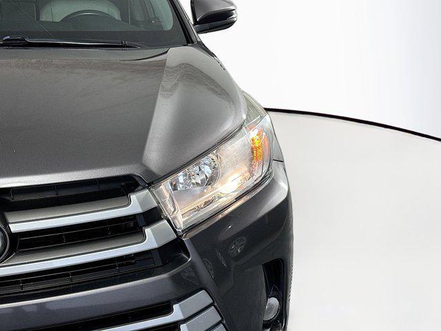 used 2019 Toyota Highlander car, priced at $20,977