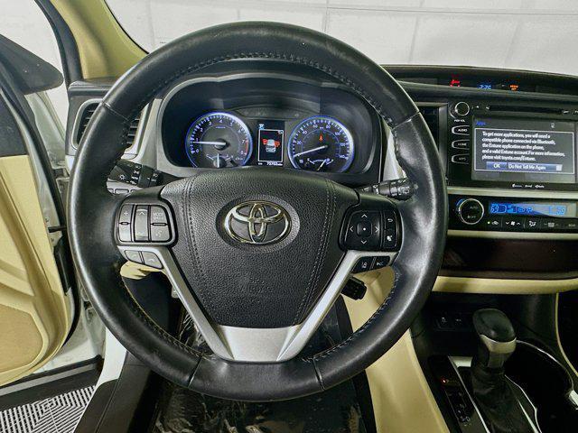 used 2019 Toyota Highlander car, priced at $21,977