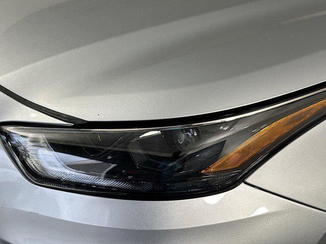 used 2024 Toyota Highlander car, priced at $30,999