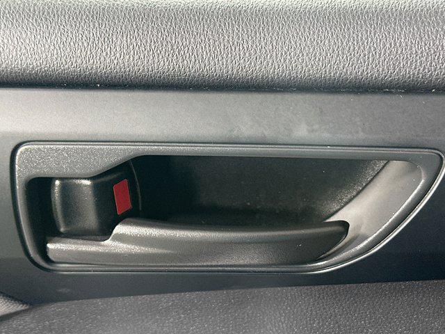 used 2024 Toyota Highlander car, priced at $30,999