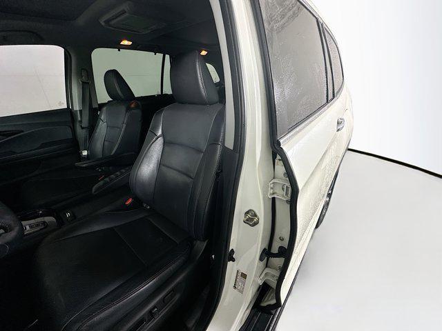 used 2017 Honda Pilot car, priced at $21,977