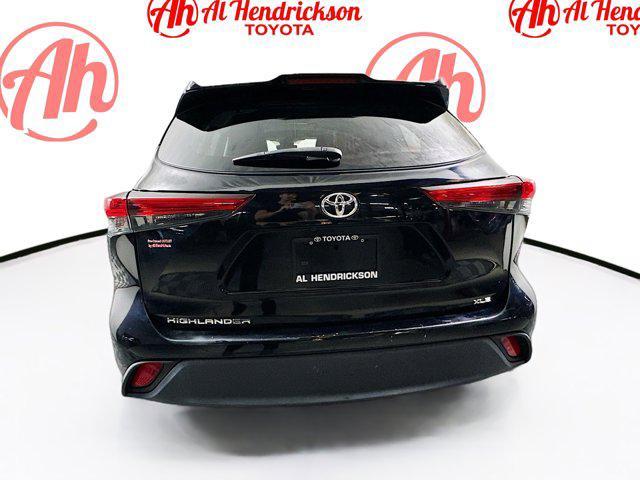 used 2022 Toyota Highlander car, priced at $29,977