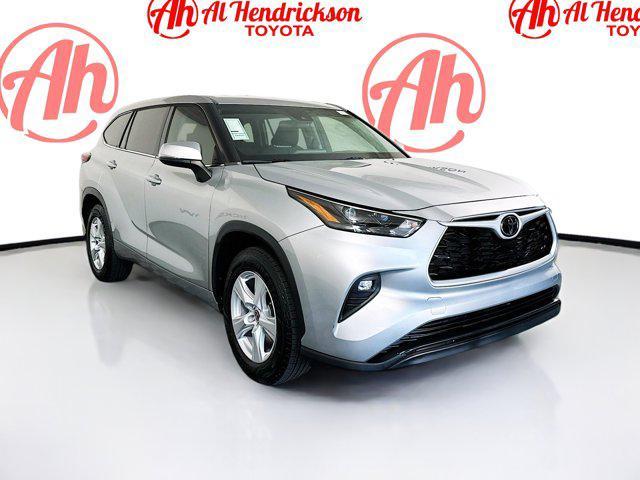 used 2022 Toyota Highlander car