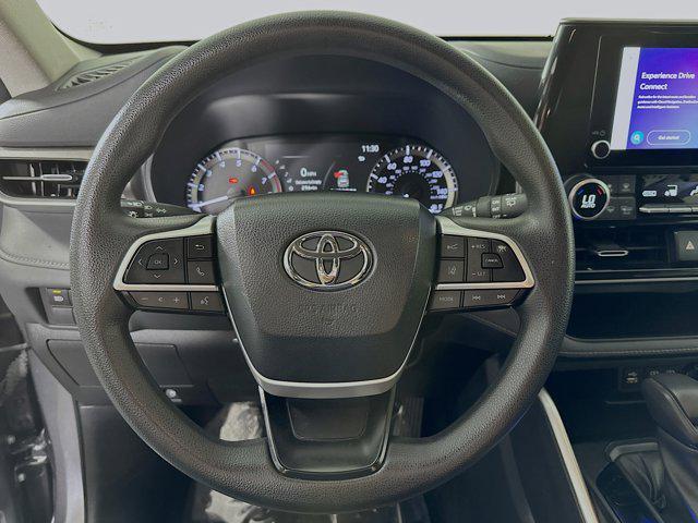 used 2023 Toyota Highlander car, priced at $29,499