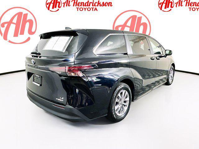 used 2023 Toyota Sienna car, priced at $36,977
