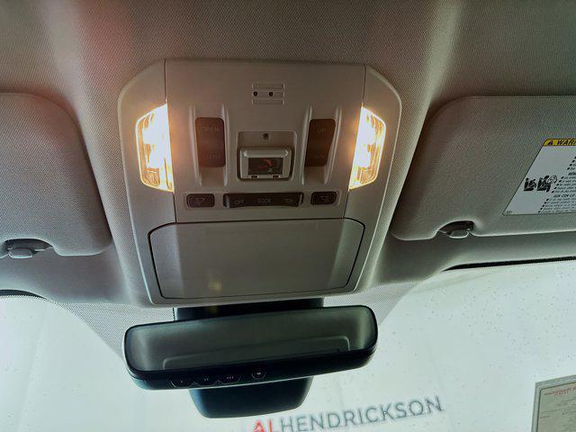 used 2022 Toyota Highlander car, priced at $32,577