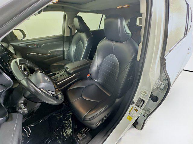 used 2022 Toyota Highlander car, priced at $32,577