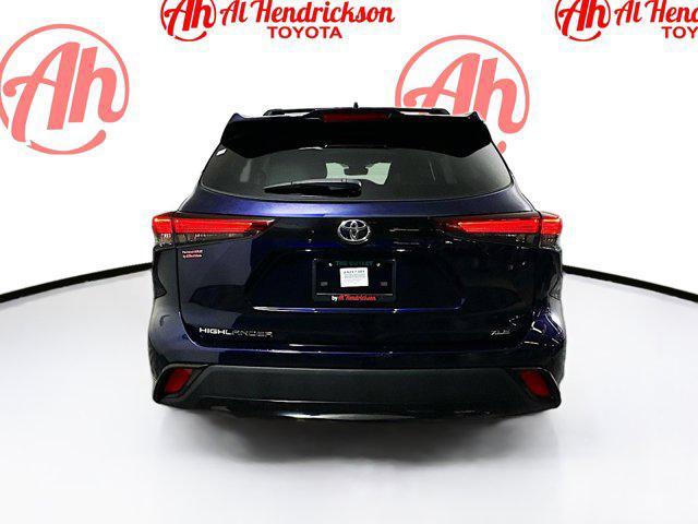 used 2022 Toyota Highlander car, priced at $30,977