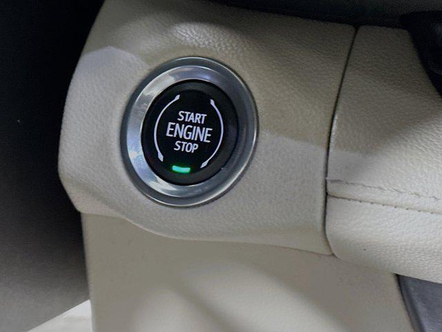 used 2023 Buick Envision car, priced at $19,999