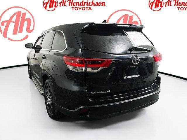 used 2018 Toyota Highlander car, priced at $21,999