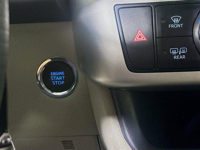 used 2019 Toyota Highlander car, priced at $26,277