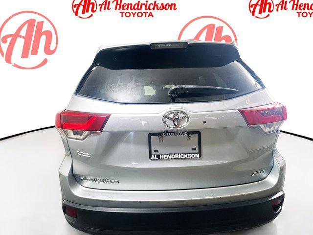 used 2019 Toyota Highlander car, priced at $26,277