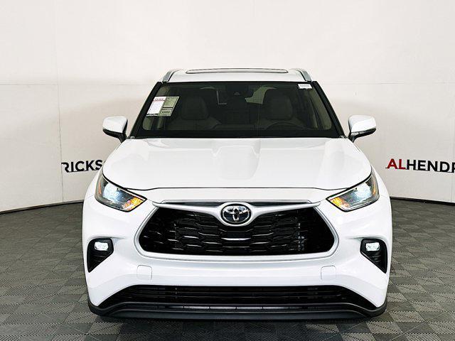 used 2023 Toyota Highlander car, priced at $34,477
