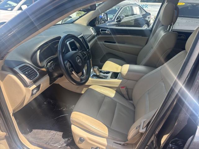 used 2016 Jeep Grand Cherokee car, priced at $14,998