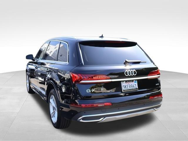 used 2024 Audi Q7 car, priced at $51,888