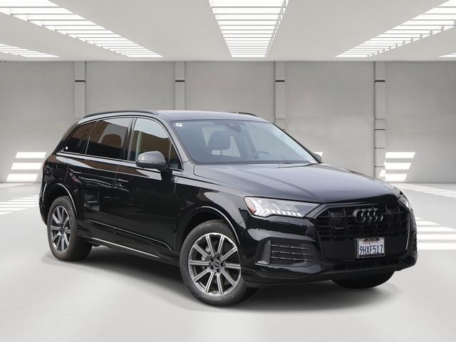 used 2023 Audi Q7 car, priced at $58,888