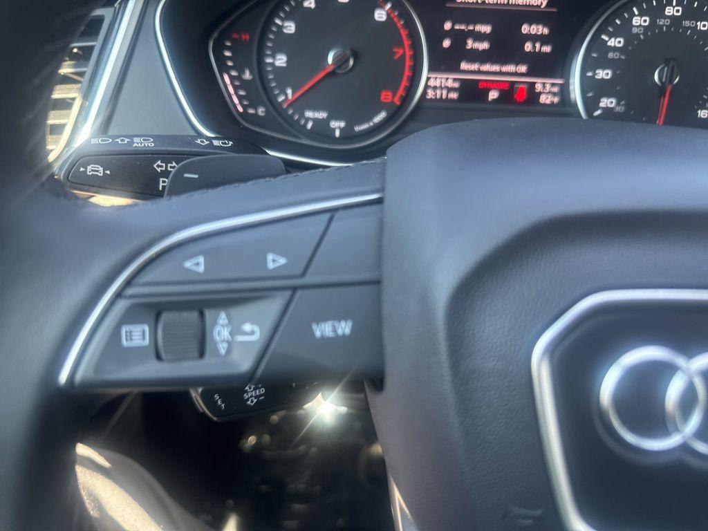 used 2024 Audi Q5 car, priced at $39,998