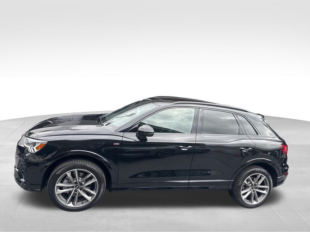 used 2024 Audi Q3 car, priced at $35,298