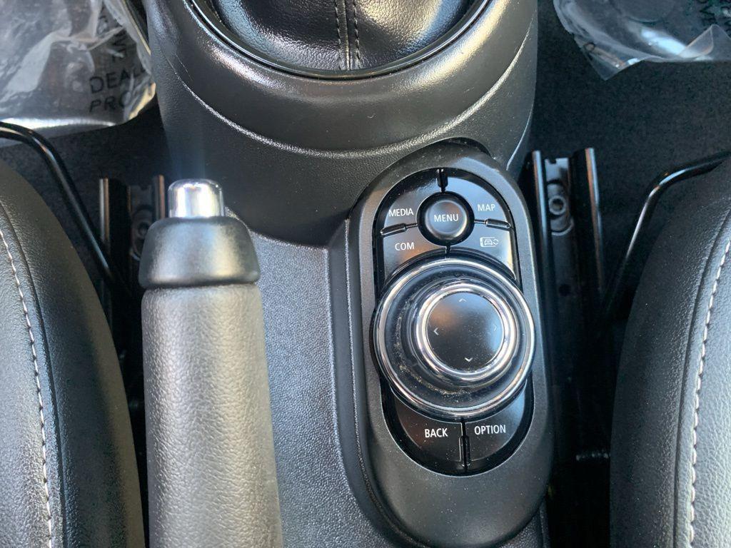 used 2024 MINI Hardtop car, priced at $24,888