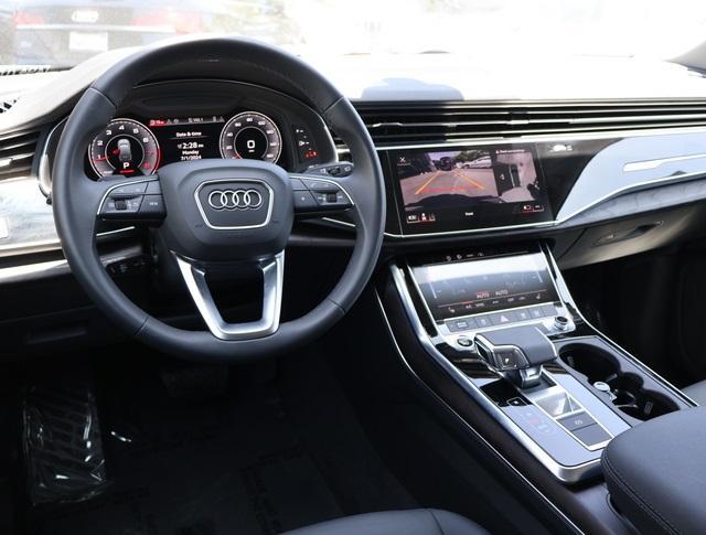 used 2024 Audi Q7 car, priced at $52,998