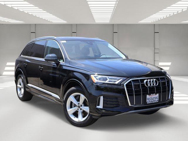 used 2024 Audi Q7 car, priced at $52,998