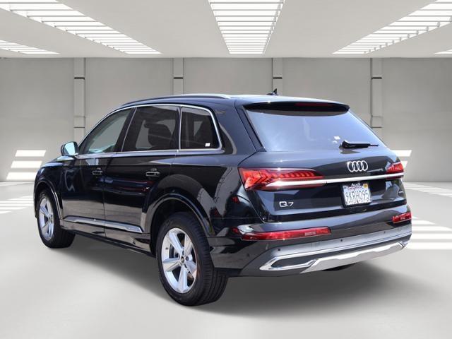 used 2024 Audi Q7 car, priced at $52,998