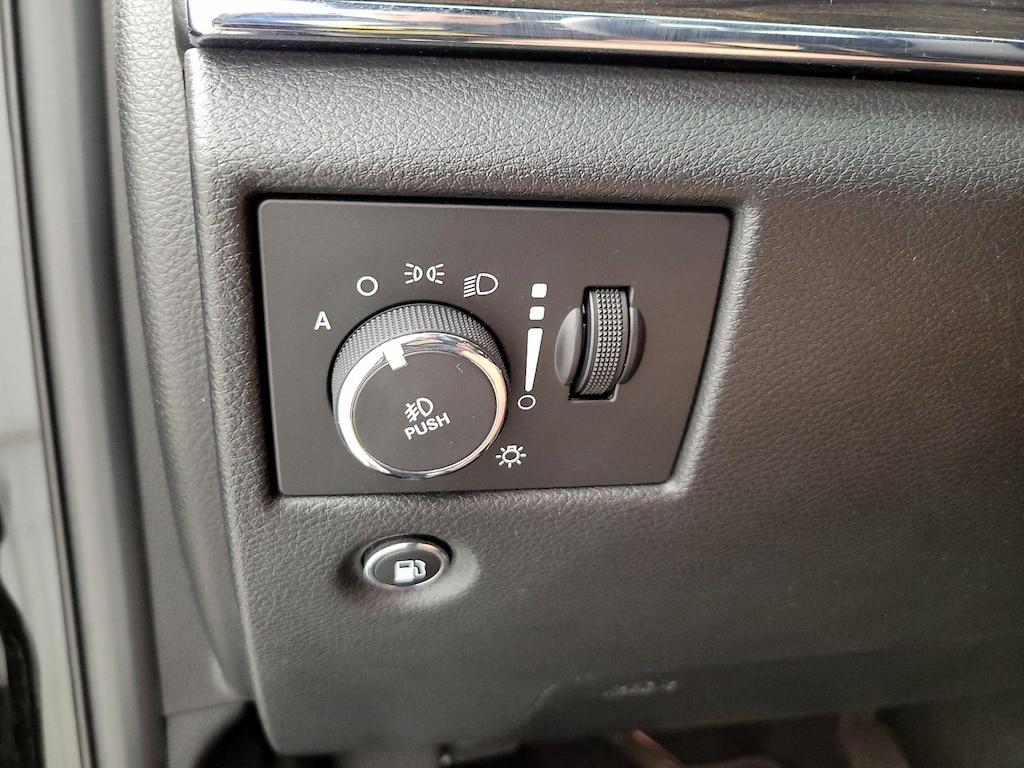 used 2014 Jeep Grand Cherokee car, priced at $17,998
