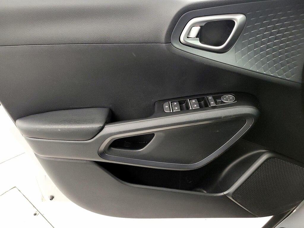 used 2021 Kia Soul car, priced at $15,998