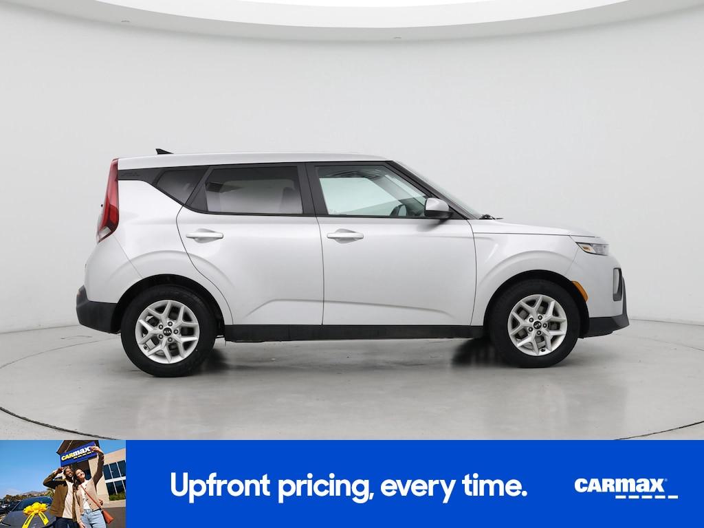 used 2021 Kia Soul car, priced at $15,998