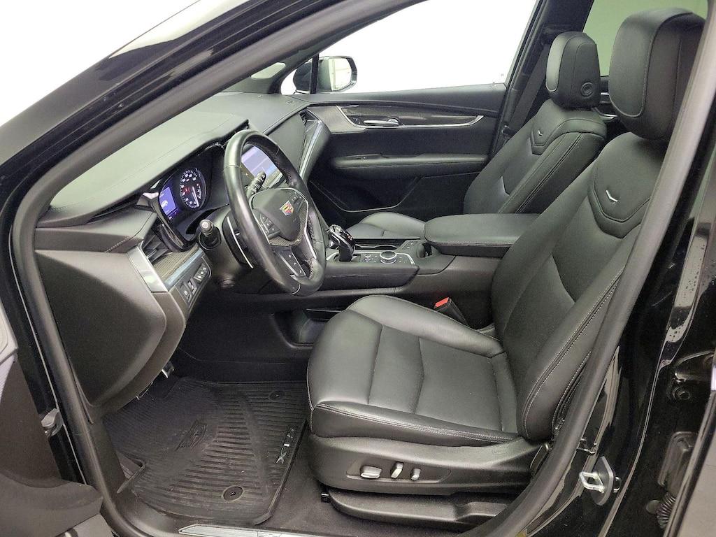 used 2023 Cadillac XT5 car, priced at $34,998