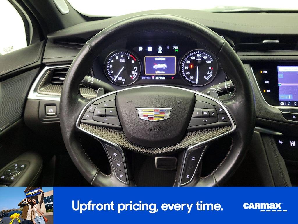 used 2023 Cadillac XT5 car, priced at $34,998