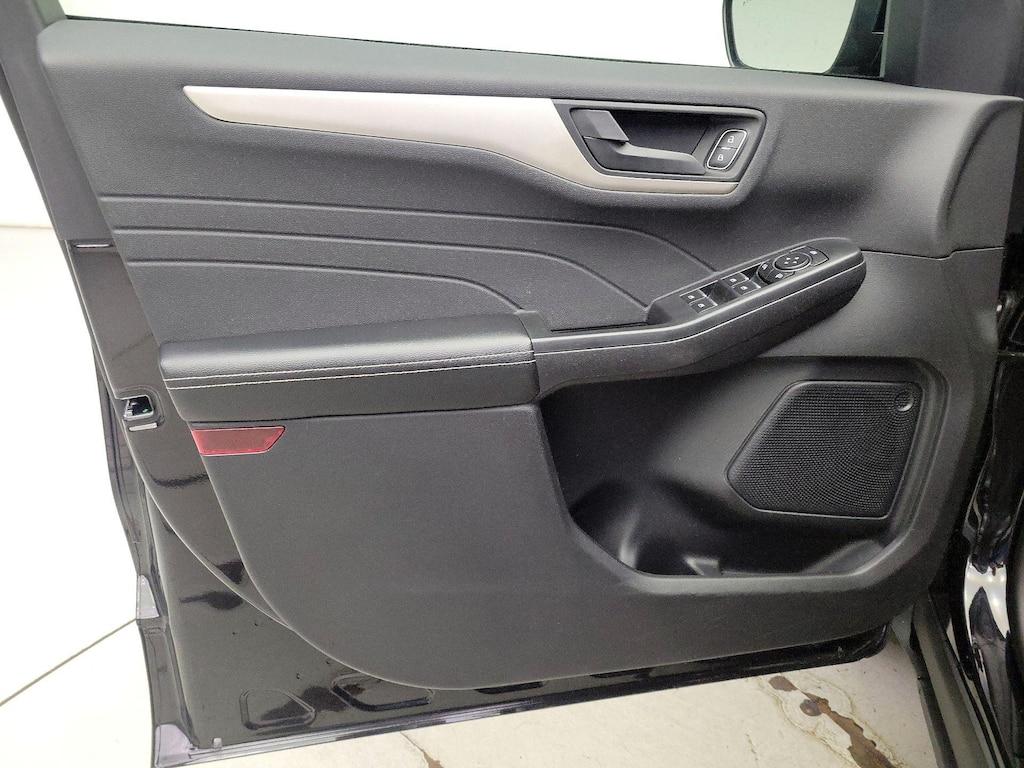 used 2022 Ford Escape car, priced at $22,998